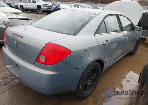 2009 Pontiac G6 z USA, uszkodzony, nr VIN 1G2ZG57B794175864